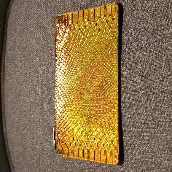 Small Shiny Black Crossbody Bag - Picture 5 of 7